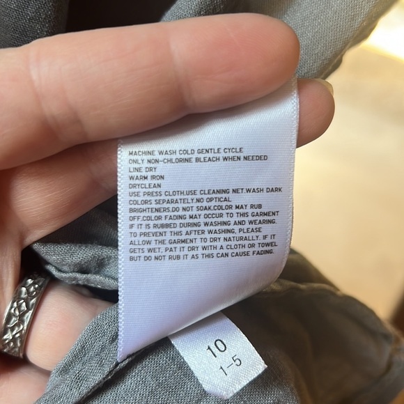 Uniqlo Gray Linen Blend V-Neck Cap Sleeve Pullover Blouse Top Size XS - Picture 5 of 6